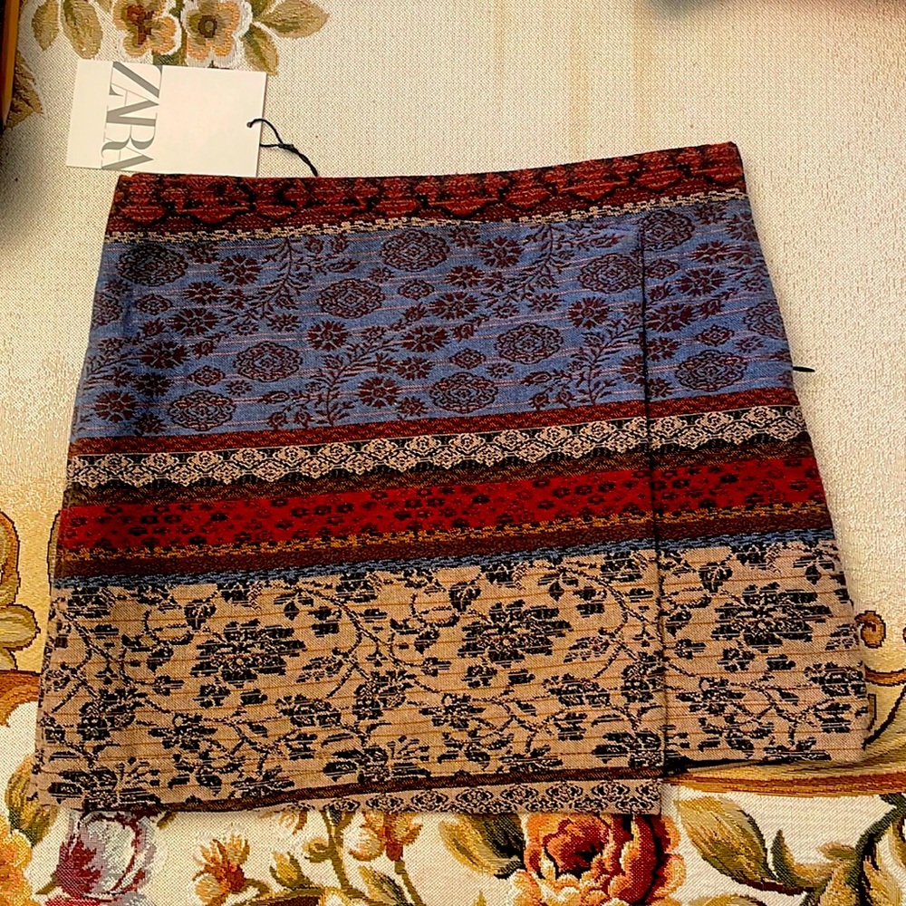 Girls Zara skirt